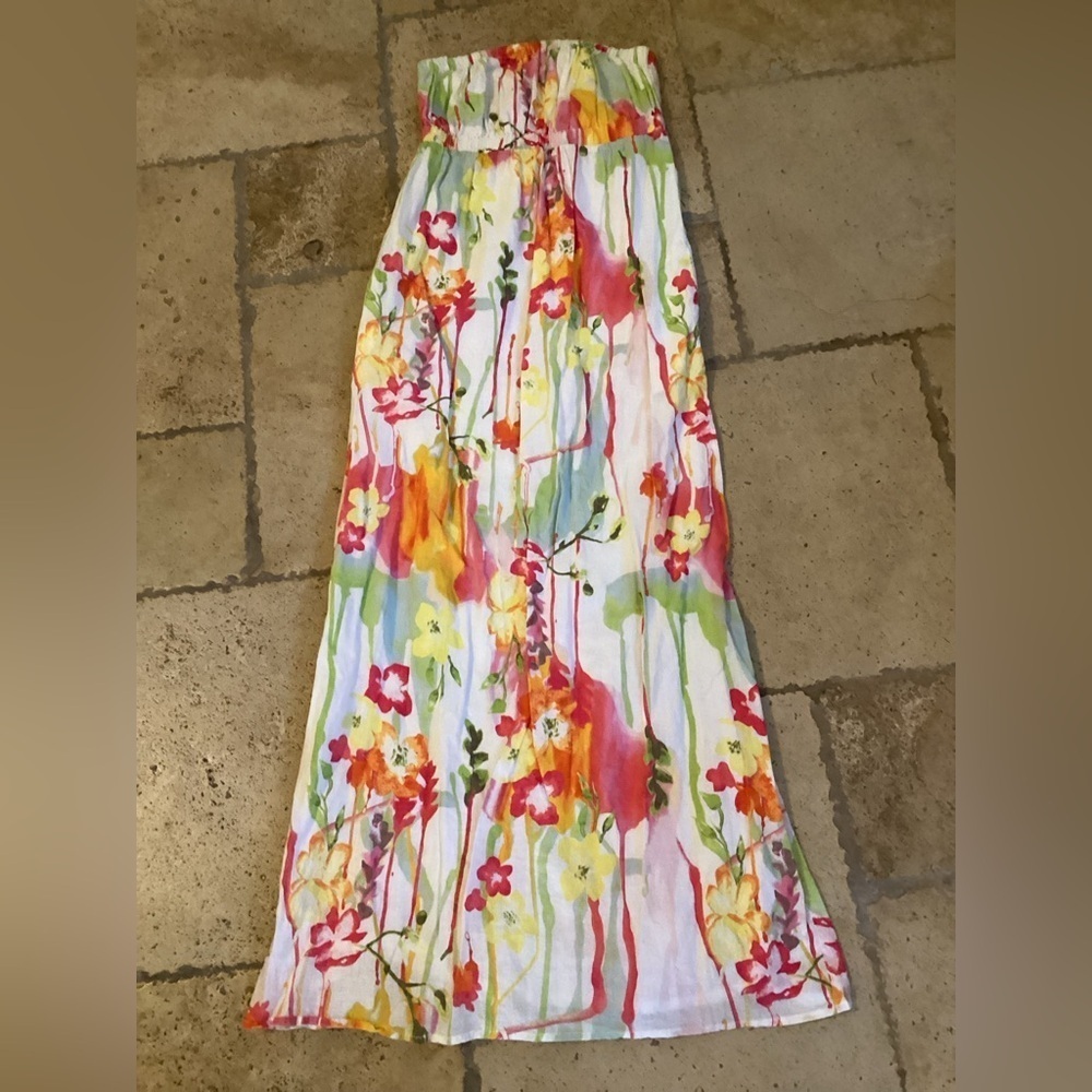 OLD NAVY -HALTER Floral Maxi Skirt-SZ M-pockets
Pit to pit 13”
Length 4”
Lined